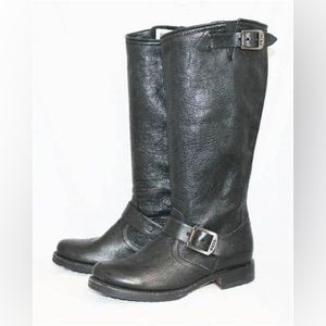 Frye Boots, size 8 / 8.5, barely worn & amazing quality, real leather